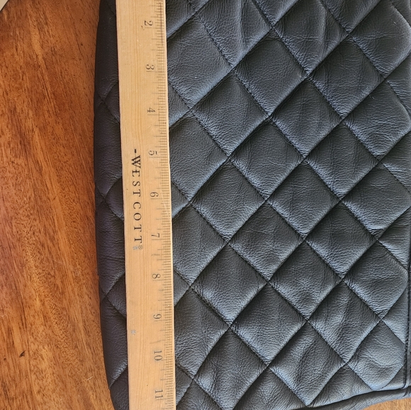 Morgan Taylor Quilted Chain Strap Shoulder Bag - Picture 6 of 8